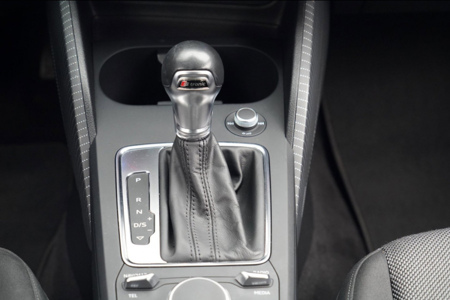 Audi Q2 1.4 TFSI CoD limited / 113dkm NAP / Navi / Cruise / NL-Auto / Arablau Kristall Metallic