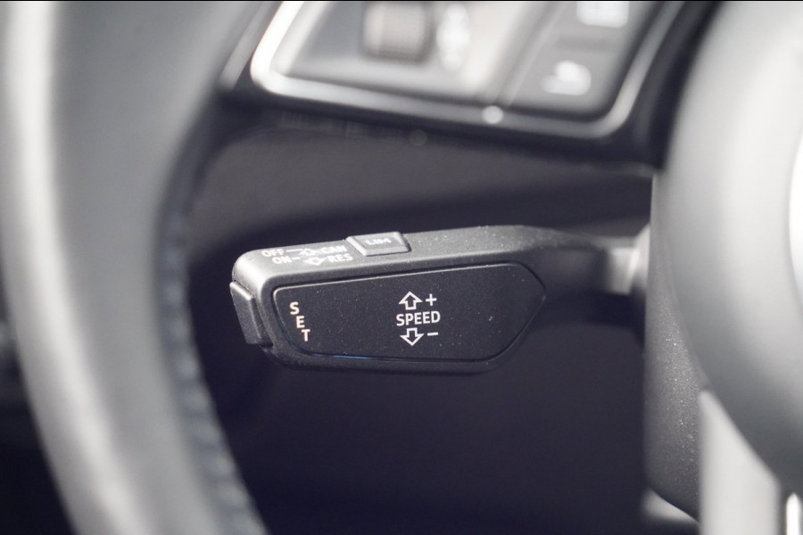 Audi Q2 1.4 TFSI CoD limited / 113dkm NAP / Navi / Cruise / NL-Auto / Arablau Kristall Metallic