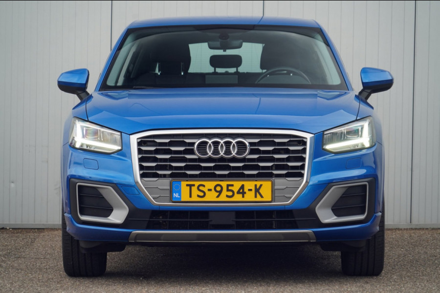 Audi Q2 1.4 TFSI CoD limited / 113dkm NAP / Navi / Cruise / NL-Auto / Arablau Kristall Metallic