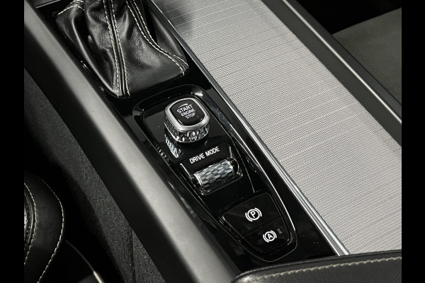 Volvo XC60 2.0 T5 AWD R-Design Luchtvering | Open dak | Cruise control | Stuur-/Stoelverwarming | 360 Camera | Head-up | Harman/Kardon | Blis