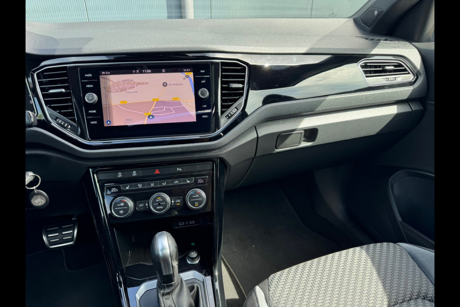 Volkswagen T-Roc 2.0 TSI 4Motion R * Panoramadak * Navigatiesysteem * Black edition *