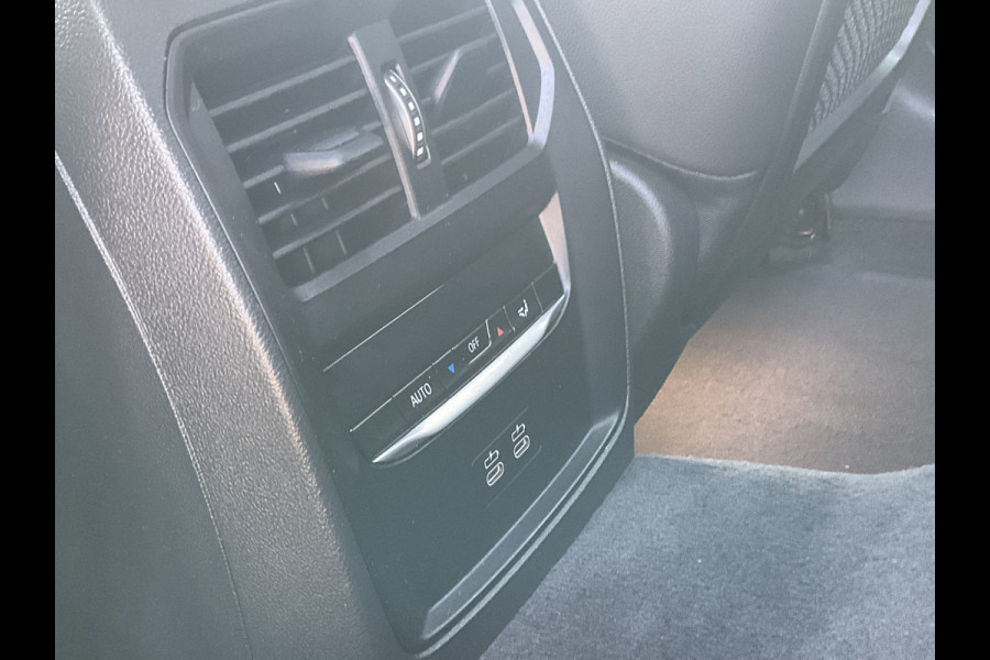 BMW i4 M50 M-Sport 84kWh 544PK sOH 95% Pano Laser HUD Harman/Kardon Elek.Trekhaak Leer BOMVOL!