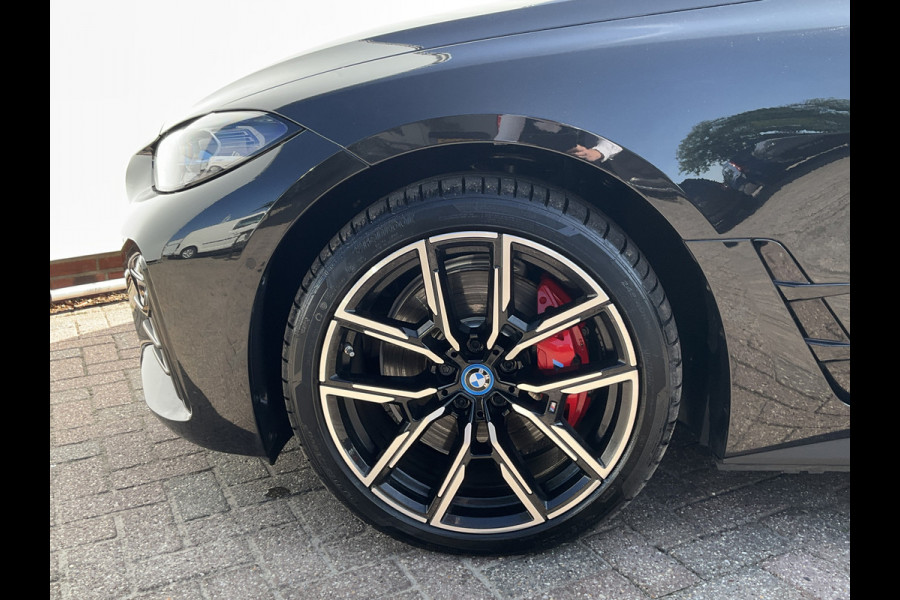 BMW i4 M50 M-Sport 84kWh 544PK sOH 95% Pano Laser HUD Harman/Kardon Elek.Trekhaak Leer BOMVOL!