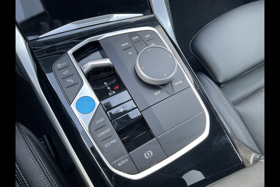 BMW i4 M50 M-Sport 84kWh 544PK sOH 95% Pano Laser HUD Harman/Kardon Elek.Trekhaak Leer BOMVOL!
