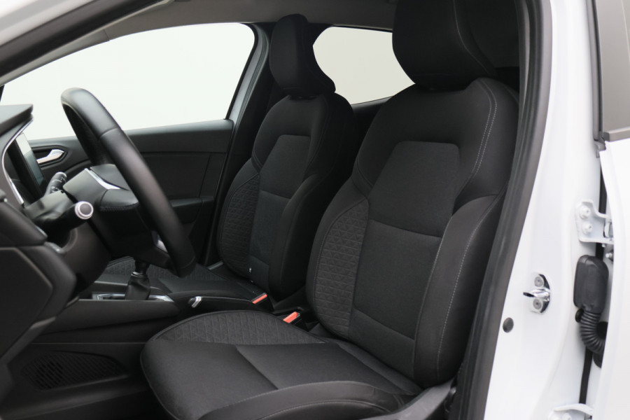 Renault Clio 1.0 TCe Zen Apple CarPlay, Cruise, LED, Navi, PDC, Trekhaak, 16"