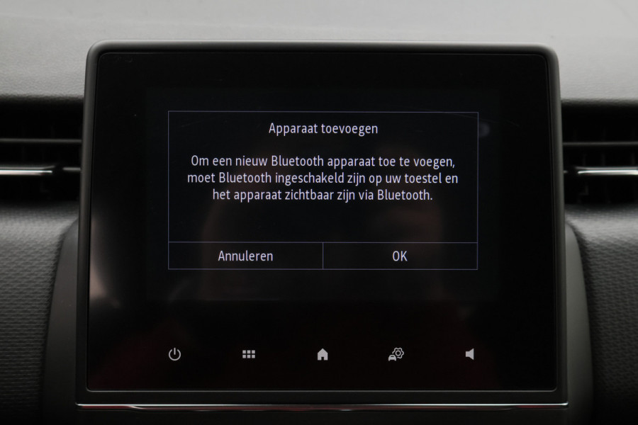 Renault Clio 1.0 TCe Zen Apple CarPlay, Cruise, LED, Navi, PDC, Trekhaak, 16"