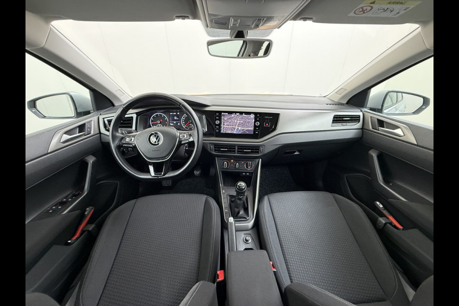 Volkswagen Polo 1.0TGI CNG 5Drs Adap.Cruise Apple Carplay Android Auto Navi Pdc Comfortline Telefoon draadloos oplaadbaar Isofix DAB Bluetooth Executive pakket Licht- en zichtpakket 1e Eigenaar Dealeronderhouden Origineel Nederlandse Auto