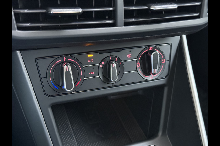 Volkswagen Polo 1.0TGI CNG 5Drs Adap.Cruise Apple Carplay Android Auto Navi Pdc Comfortline Telefoon draadloos oplaadbaar Isofix DAB Bluetooth Executive pakket Licht- en zichtpakket 1e Eigenaar Dealeronderhouden Origineel Nederlandse Auto