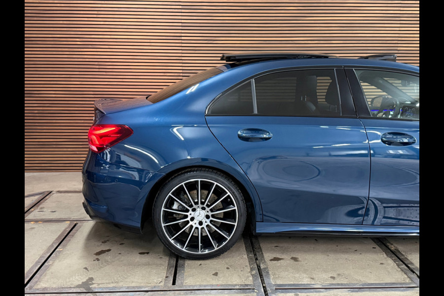 Mercedes-Benz A-Klasse AMG 35 4MATIC NIGHT Premium Plus | PANO | Burmester | Ambient | HuD | MultiBeam LED | Winter-Pakket |MBUX