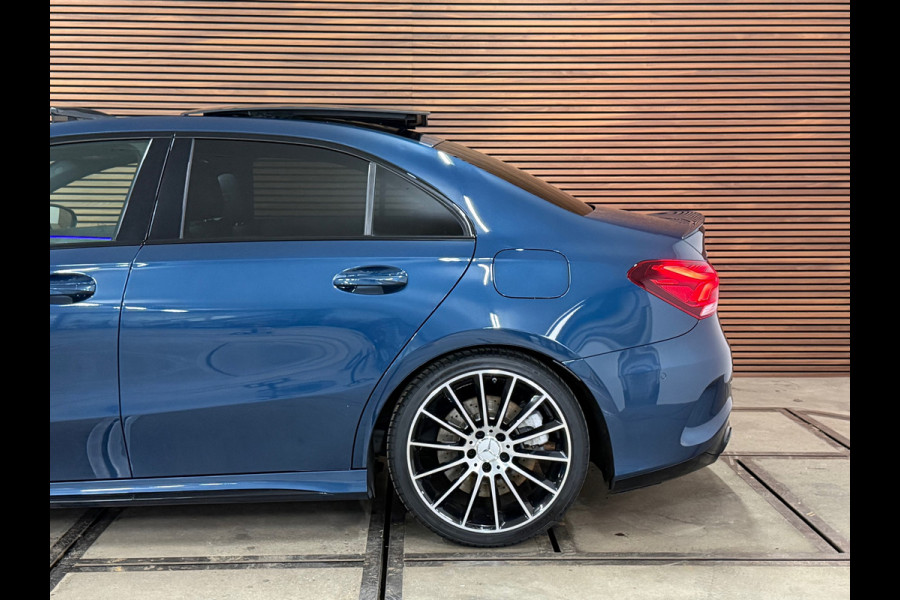 Mercedes-Benz A-Klasse AMG 35 4MATIC NIGHT Premium Plus | PANO | Burmester | Ambient | HuD | MultiBeam LED | Winter-Pakket |MBUX