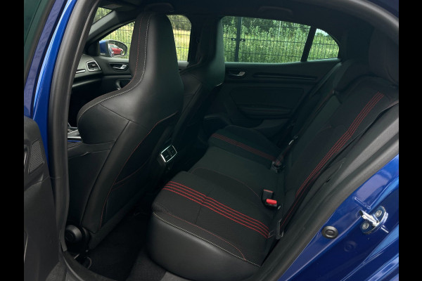 Renault Mégane 1.6 E-Tech Plug-In Hybrid 160 R.S. Line | Camera | PDC | Keyless |