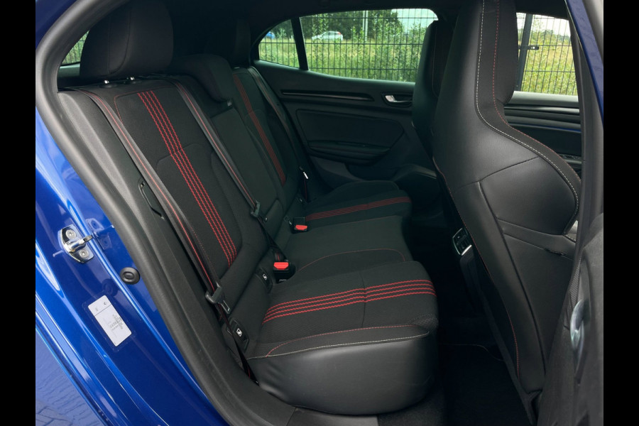 Renault Mégane 1.6 E-Tech Plug-In Hybrid 160 R.S. Line | Camera | PDC | Keyless |