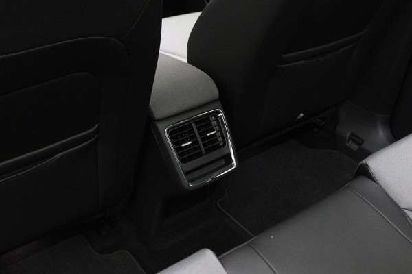 Škoda ENYAQ iV 60 180 PK, SOH 93 %, Panoramadak, Camera, Carplay, Memory, Keyless