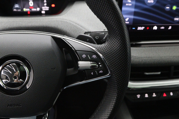 Škoda ENYAQ iV 60 180 PK, SOH 93 %, Panoramadak, Camera, Carplay, Memory, Keyless