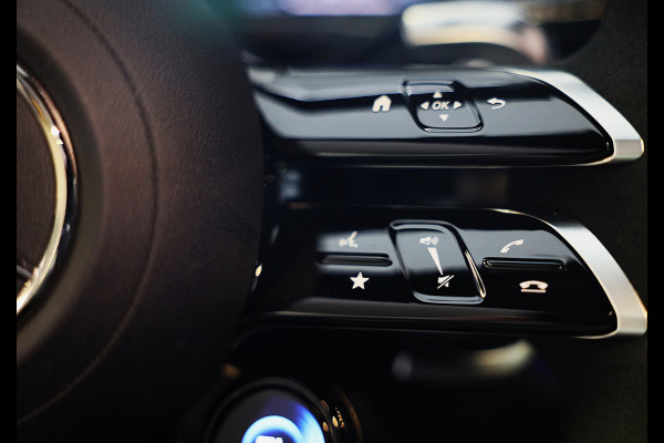 Mercedes-Benz E-Klasse AMG 53 4MATIC+ / Hyperscreen / Performance Zetels / Head Up / Verkoeling / 360 Camera / Memory / Open Pano