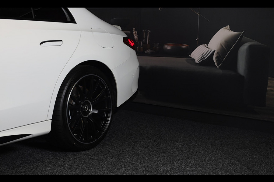 Mercedes-Benz E-Klasse AMG 53 4MATIC+ / Hyperscreen / Performance Zetels / Head Up / Verkoeling / 360 Camera / Memory / Open Pano