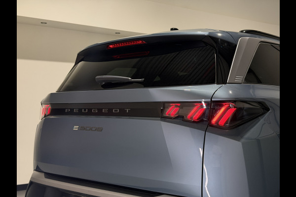 Peugeot E-5008 Allure Avantage 73 kWh 7p | Trekhaak | Keyless | Apple Carplay / Android Auto