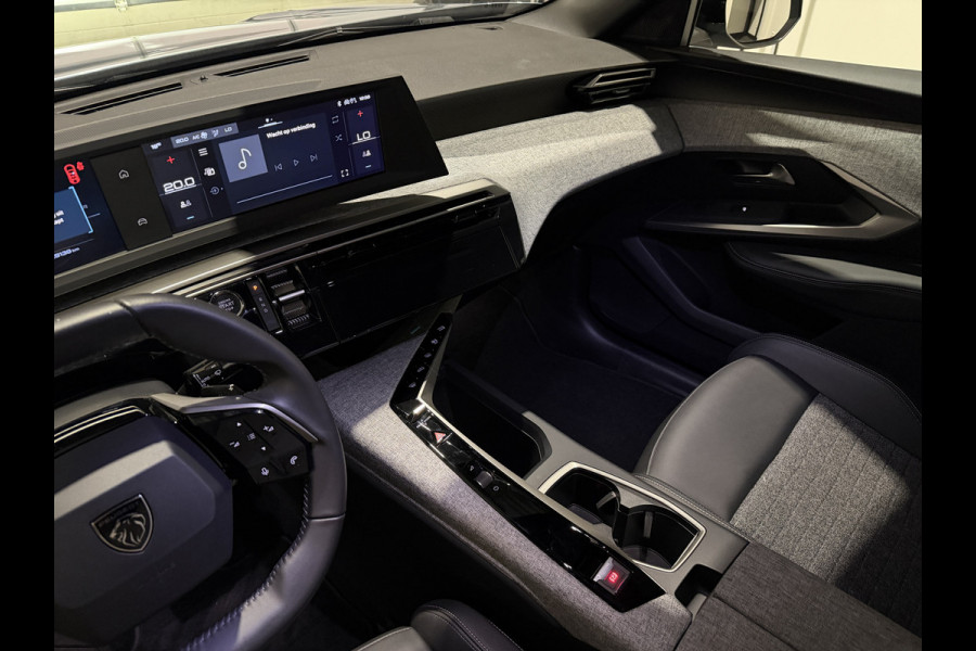 Peugeot E-5008 Allure Avantage 73 kWh 7p | Trekhaak | Keyless | Apple Carplay / Android Auto