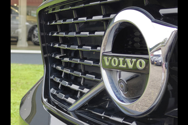 Volvo XC40 T5 262PK Recharge R-Design | Trekhaak | H&K | ACC | Pano | Keyless | Carplay |