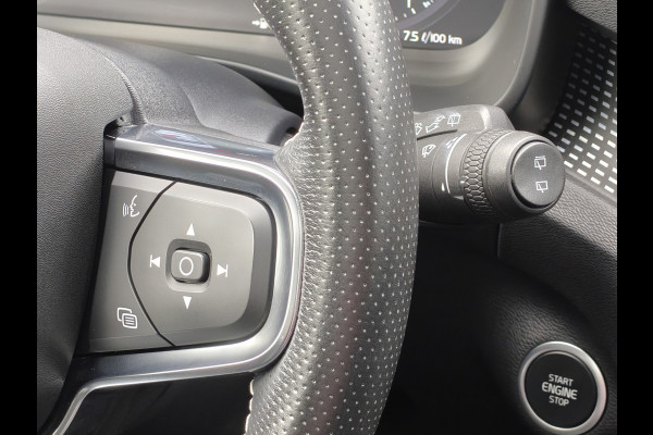 Volvo XC40 T5 262PK Recharge R-Design | Trekhaak | H&K | ACC | Pano | Keyless | Carplay |