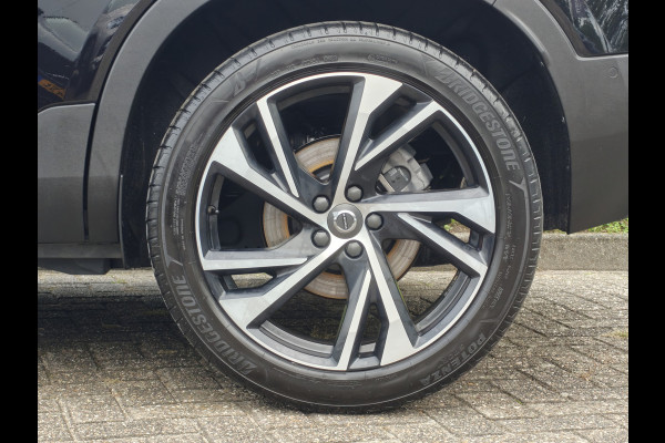 Volvo XC40 T5 262PK Recharge R-Design | Trekhaak | H&K | ACC | Pano | Keyless | Carplay |