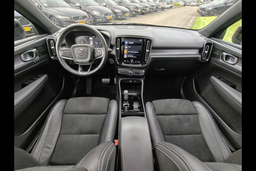 Volvo XC40 T5 262PK Recharge R-Design | Trekhaak | H&K | ACC | Pano | Keyless | Carplay |