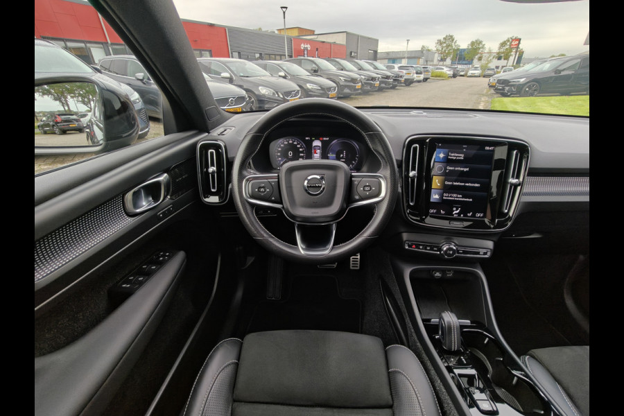 Volvo XC40 T5 262PK Recharge R-Design | Trekhaak | H&K | ACC | Pano | Keyless | Carplay |