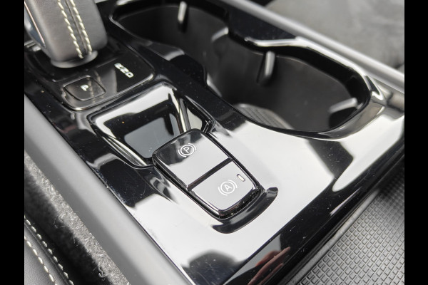 Volvo XC40 T5 262PK Recharge R-Design | Trekhaak | H&K | ACC | Pano | Keyless | Carplay |