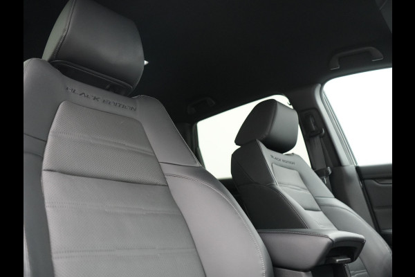 Honda CR-V 2.0 Black Edition MHEV 215pk Dealer O.H | Trekhaak Afn. | Adaptive Cruise | Camera | Lederen Sportstoelen Verwarmd | Keyless | Navigatie | DAB |  20"L.M