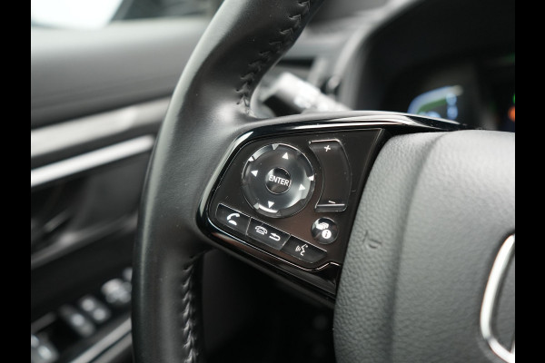 Honda CR-V 2.0 Black Edition MHEV 215pk Dealer O.H | Trekhaak Afn. | Adaptive Cruise | Camera | Lederen Sportstoelen Verwarmd | Keyless | Navigatie | DAB |  20"L.M