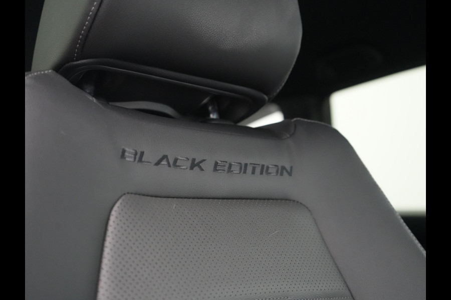 Honda CR-V 2.0 Black Edition MHEV 215pk Dealer O.H | Trekhaak Afn. | Adaptive Cruise | Camera | Lederen Sportstoelen Verwarmd | Keyless | Navigatie | DAB |  20"L.M