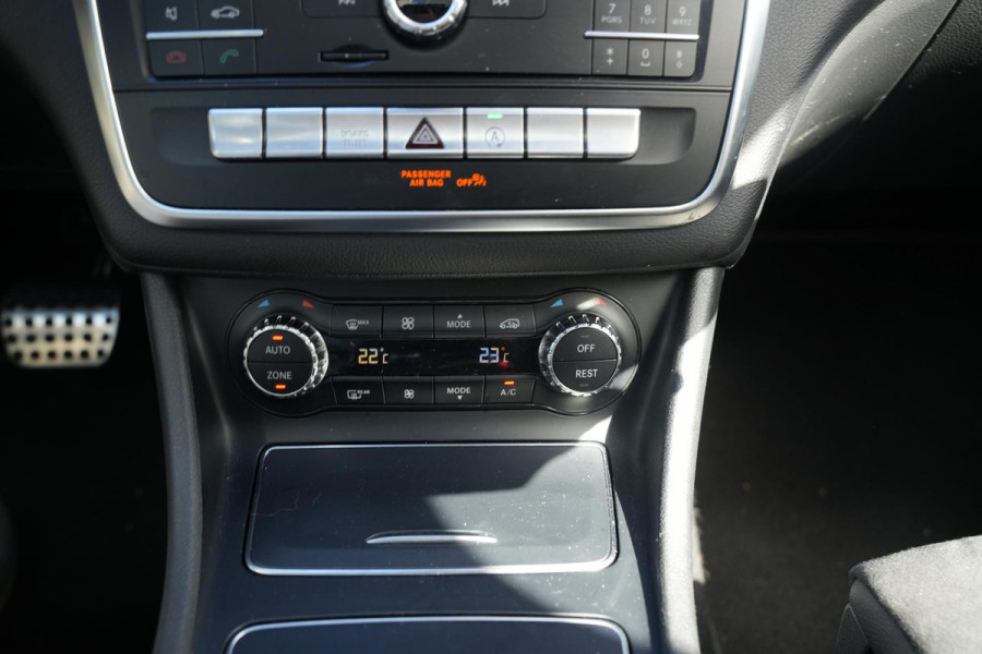Mercedes-Benz GLA 200 Premium Plus AMG Panoramadak Carplay Leer/Alcantara Cruise Clima