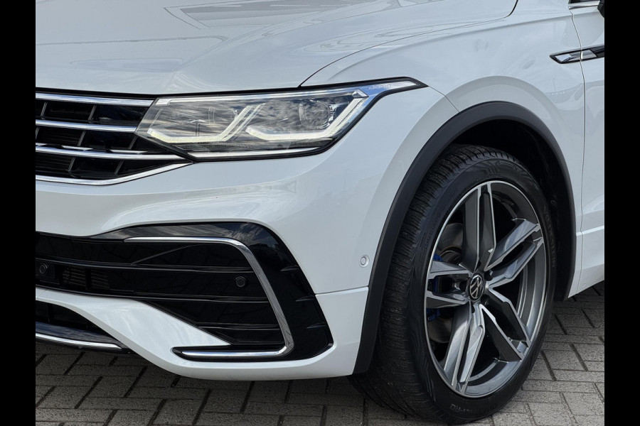 Volkswagen Tiguan 1.5 TSI R-Line Business+ NL-AUTO | PANODAK | LEDER | TREKHAAK| LED VERLICHTING