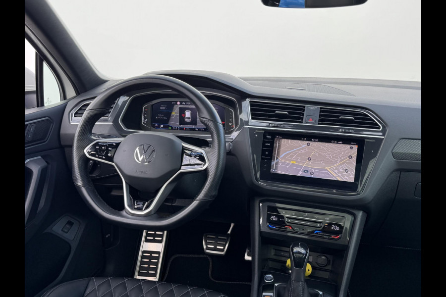 Volkswagen Tiguan 1.5 TSI R-Line Business+ NL-AUTO | PANODAK | LEDER | TREKHAAK| LED VERLICHTING