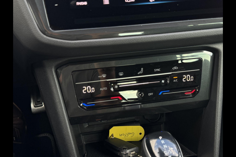 Volkswagen Tiguan 1.5 TSI R-Line Business+ NL-AUTO | PANODAK | LEDER | TREKHAAK| LED VERLICHTING