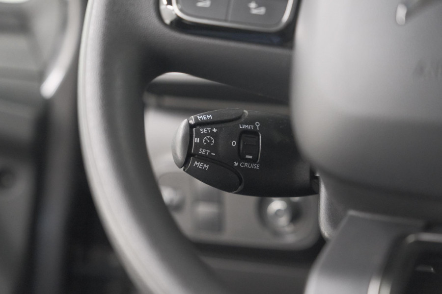 Citroën C3 PureTech 110 EAT6 Max | Apple Carplay | Parkeersensoren | Climate Control | 16 Inch Lichtmetalen Velgen