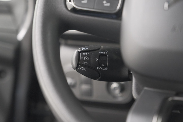 Citroën C3 PureTech 110 EAT6 Max | Apple Carplay | Parkeersensoren | Climate Control | 16 Inch Lichtmetalen Velgen