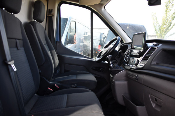 Ford Transit 350 2.0 TDCI L3H2 Limited PB Edition Camera, Cruise, Carplay, Stoelverwarming, 185pk, Trekhaak, Sensoren, LED, NAVI, Uniek!
