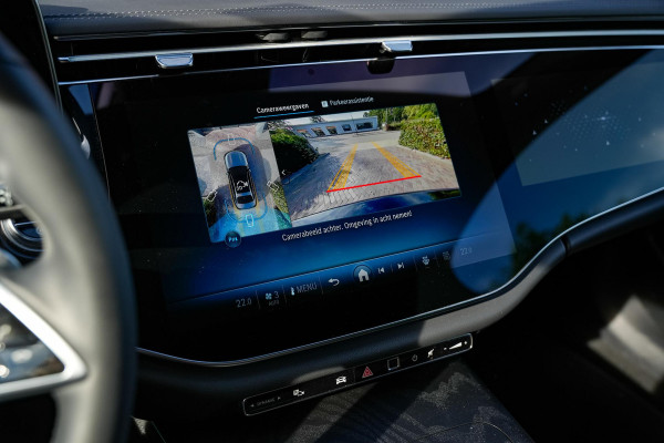 Mercedes-Benz E-Klasse E-klasse 200 Hyperscreen Burmester Stoelkoeling 360 Camera