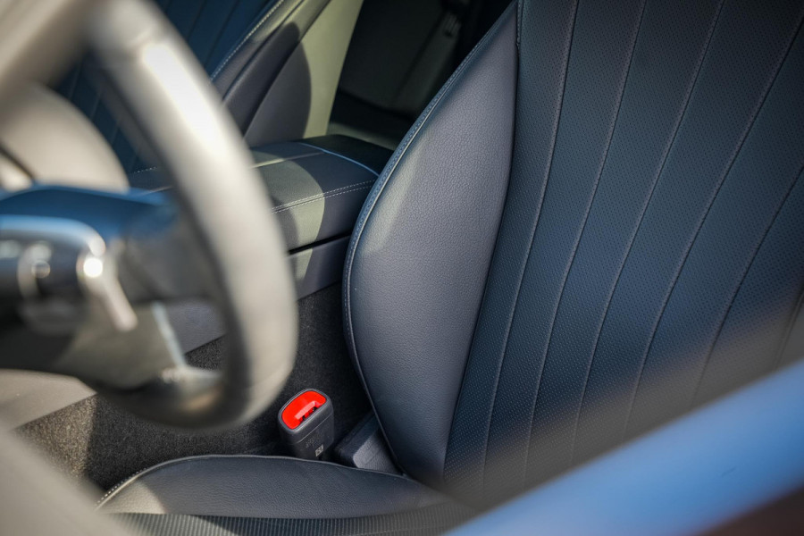 Mercedes-Benz E-Klasse E-klasse 200 Hyperscreen Burmester Stoelkoeling 360 Camera