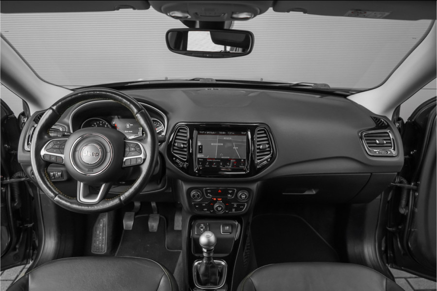 Jeep Compass 1.4 MultiAir Opening Edition Plus Leder PDC Beats 19"