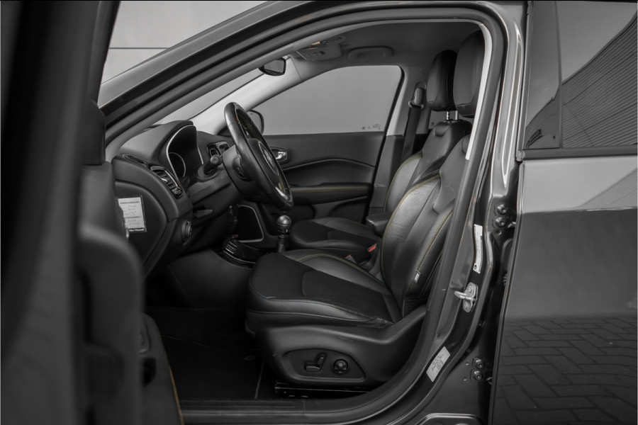 Jeep Compass 1.4 MultiAir Opening Edition Plus Leder PDC Beats 19"