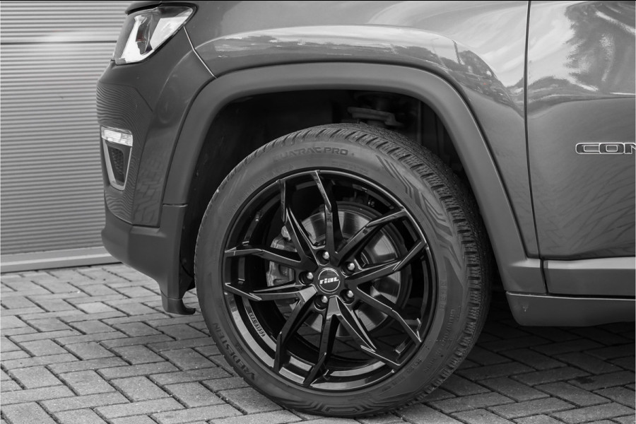 Jeep Compass 1.4 MultiAir Opening Edition Plus Leder PDC Beats 19"