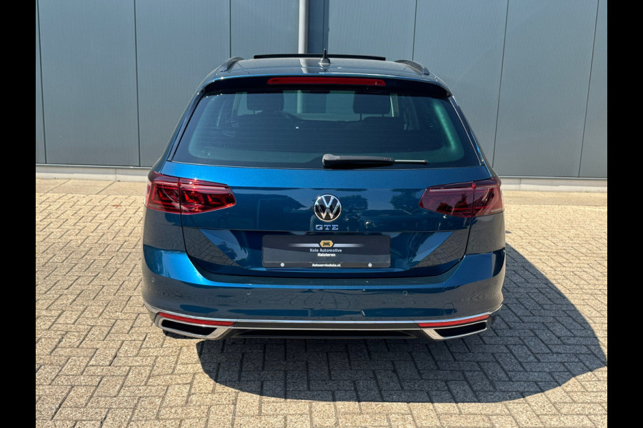 Volkswagen Passat 1.4 TSI PHEV * Panoramadak * Headup display * Dealer onderhouden *