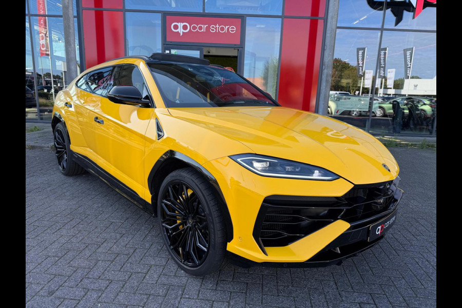 Lamborghini Urus 4.0 V8 Hybrid SE /Akra/Pano/B&O