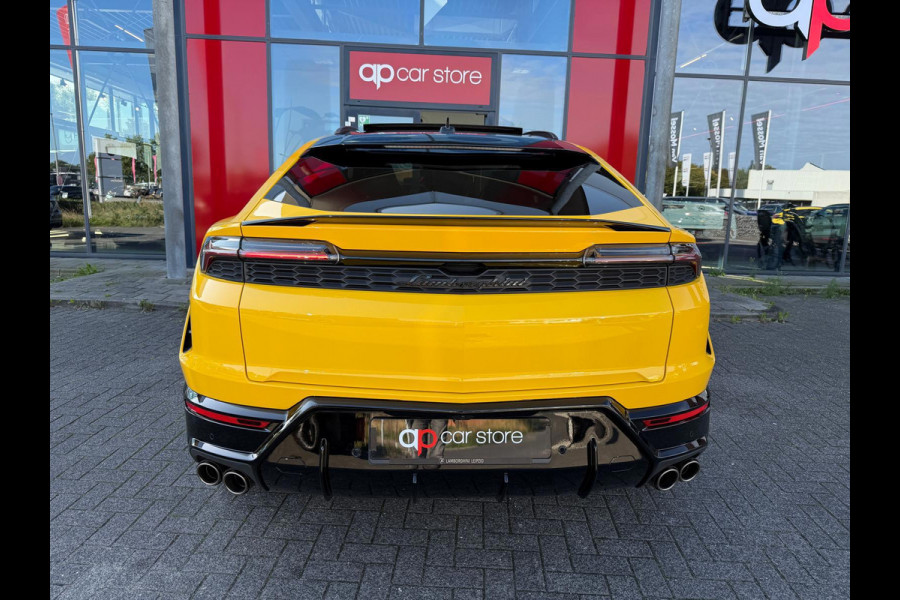 Lamborghini Urus 4.0 V8 Hybrid SE /Akra/Pano/B&O