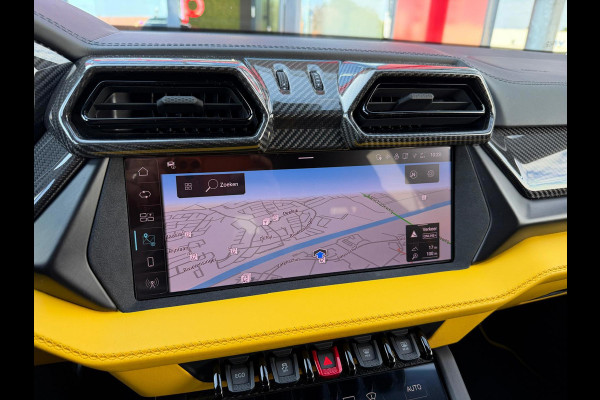 Lamborghini Urus 4.0 V8 Hybrid SE /Akra/Pano/B&O