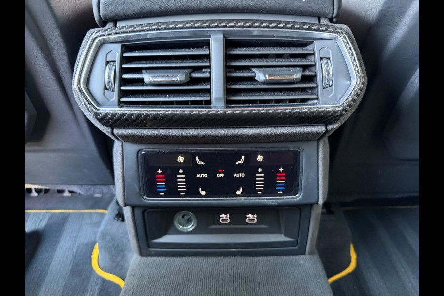 Lamborghini Urus 4.0 V8 Hybrid SE /Akra/Pano/B&O