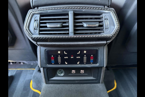 Lamborghini Urus 4.0 V8 Hybrid SE /Akra/Pano/B&O