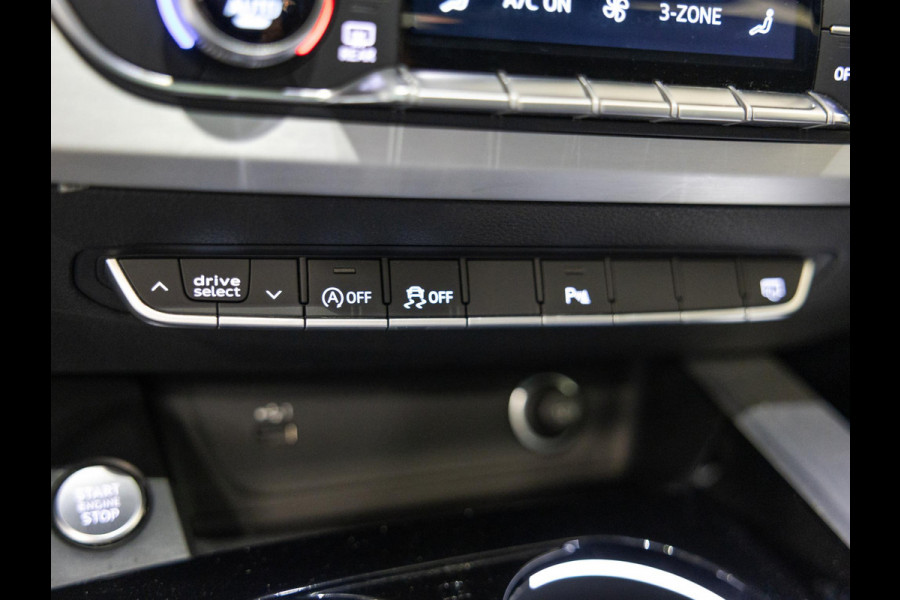 Audi A4 Avant 40 TFSI S-Line edition / 204pk / Panorama dak / Trekhaak / Stoelverwarming /